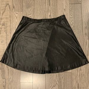 Dynamite leather mini skirt✨✨